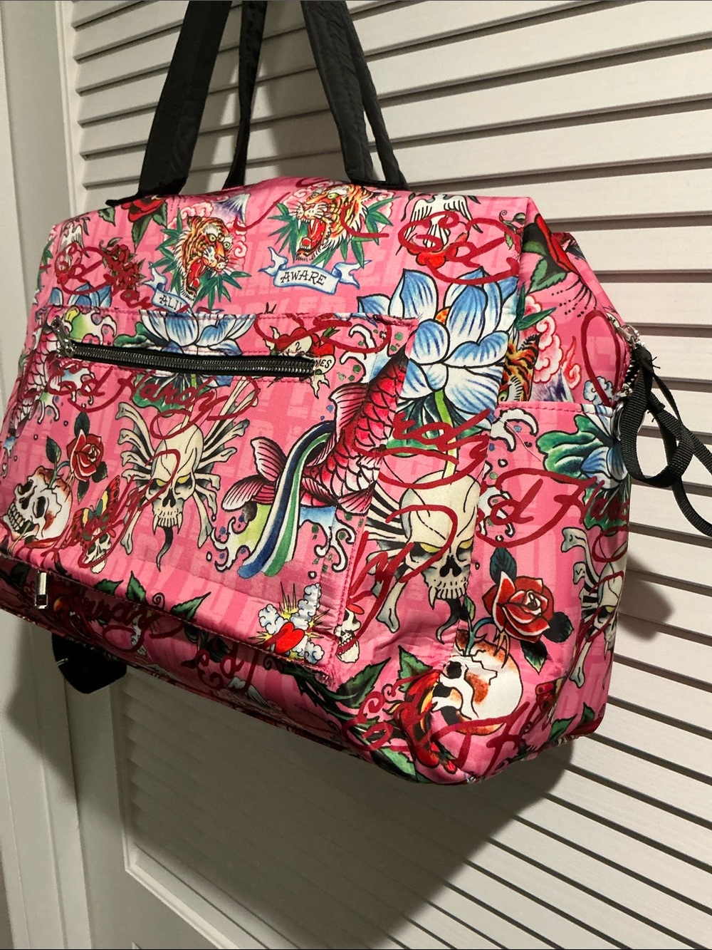 NWT Ed Hardy Weekend Traveler with Convenient Suitcase Slide and zipper closure. - Picture 6 of 16